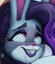 金发碧眼的朱迪·霍普斯